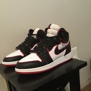 "Bloodline" Air Jordan 1 Retro High OG